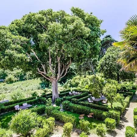 Sarrazola Garden Гостевой дом 3*